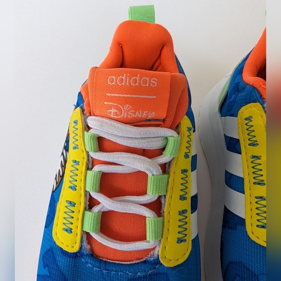 Adidas x Disney Pixar Racer TR21 Sneakers Donald Duck Football Shoes - Picture 7 of 11